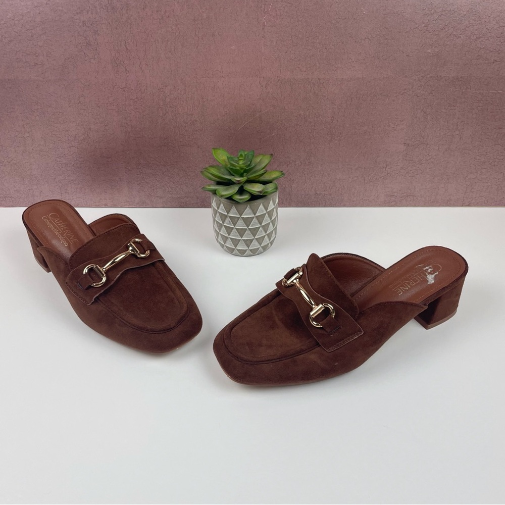 Catherine Malandrino Brown Suede Low Heel Slip On Gold Buckle Shoes Classic
